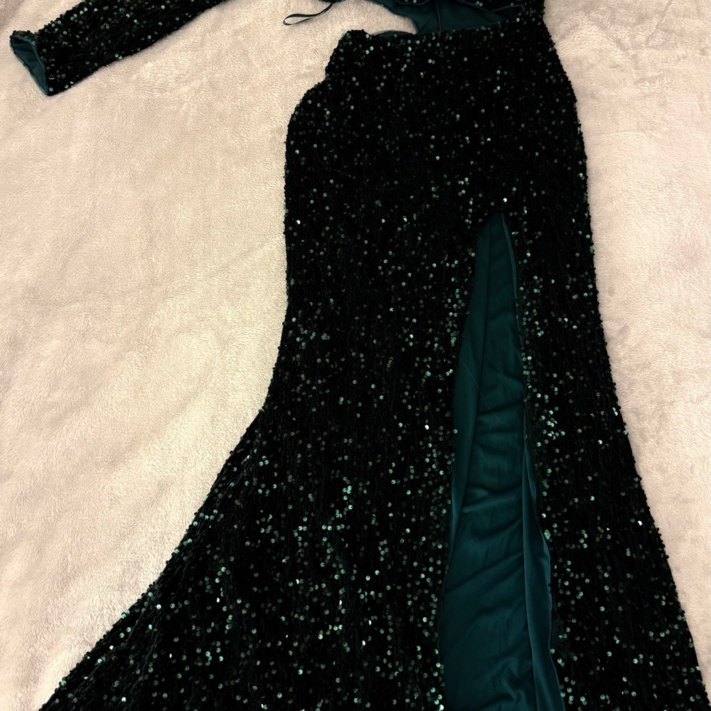 Witness green shine One Shoulder Gown